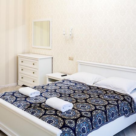 Leogrand Vip Apartments On Udatnogo 4 Lviv Buitenkant foto