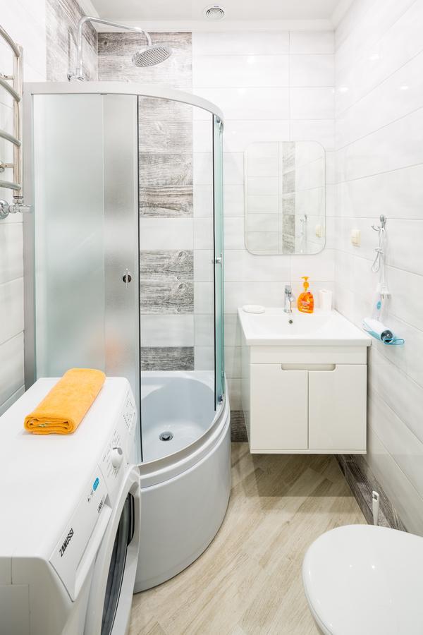 Leogrand Vip Apartments On Udatnogo 4 Lviv Buitenkant foto